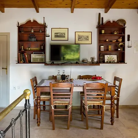 The Olive House Kondomarion
